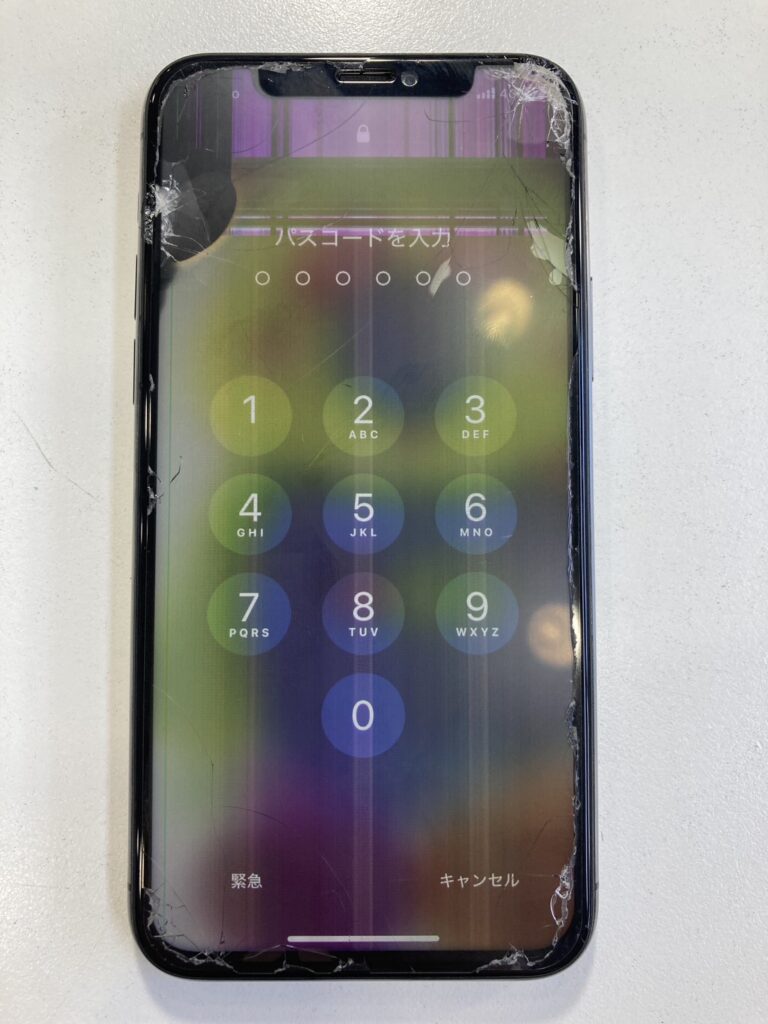 画面が壊れてしまったiPhone11 Pro