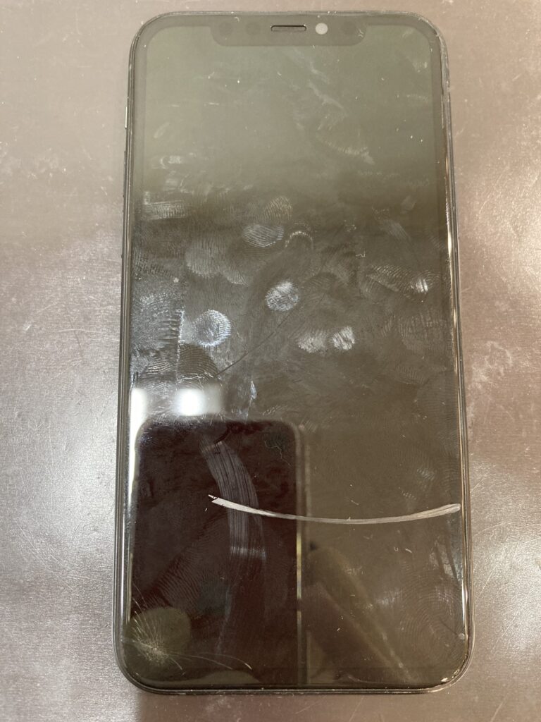 映らないiPhone11pro