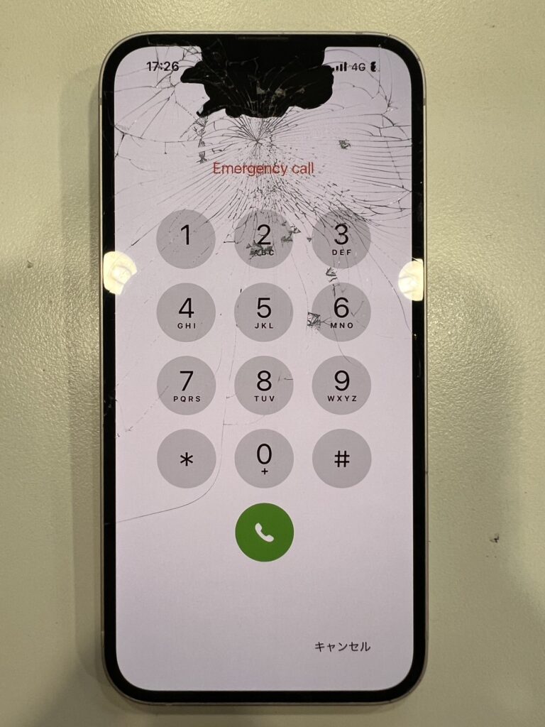 iPhone14 液晶漏れ