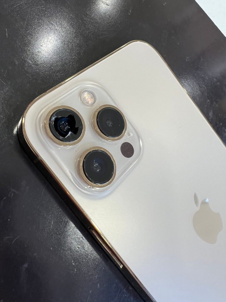 iPhone12プロマックス カメラレンズ